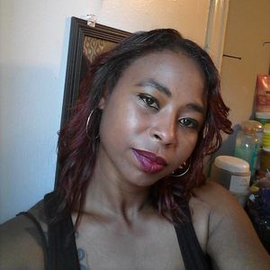 Meet your Posher, Jeannette